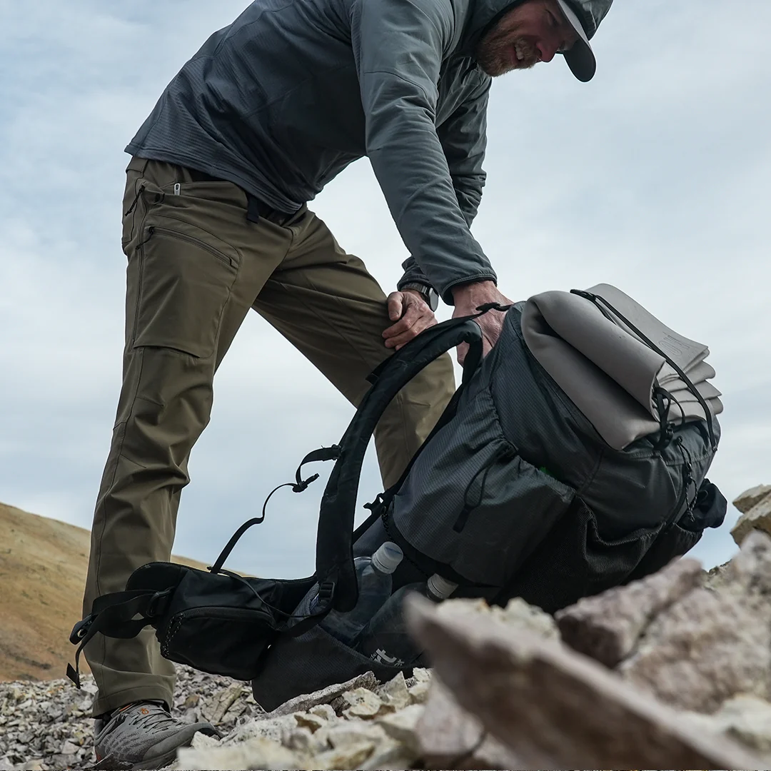 Pursuit Hybrid Fleece - Image 11